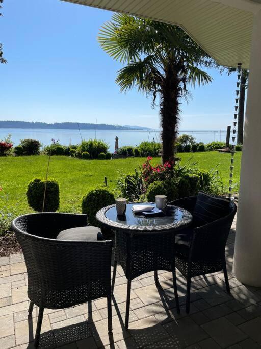 Saanichton Waterfront 2Br Suite With Superb Views Exterior foto